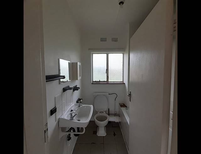 2 BEDROOM APARTMENT FOR SALE IN SASOLBURG CENTRAL